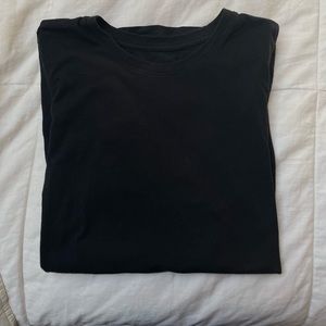 Everlane Basic Black Tee